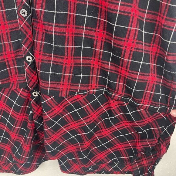 J. Jill Red Black Checkered‎ Long Line Flannel Button Up Shirt Size M - Picture 6 of 8